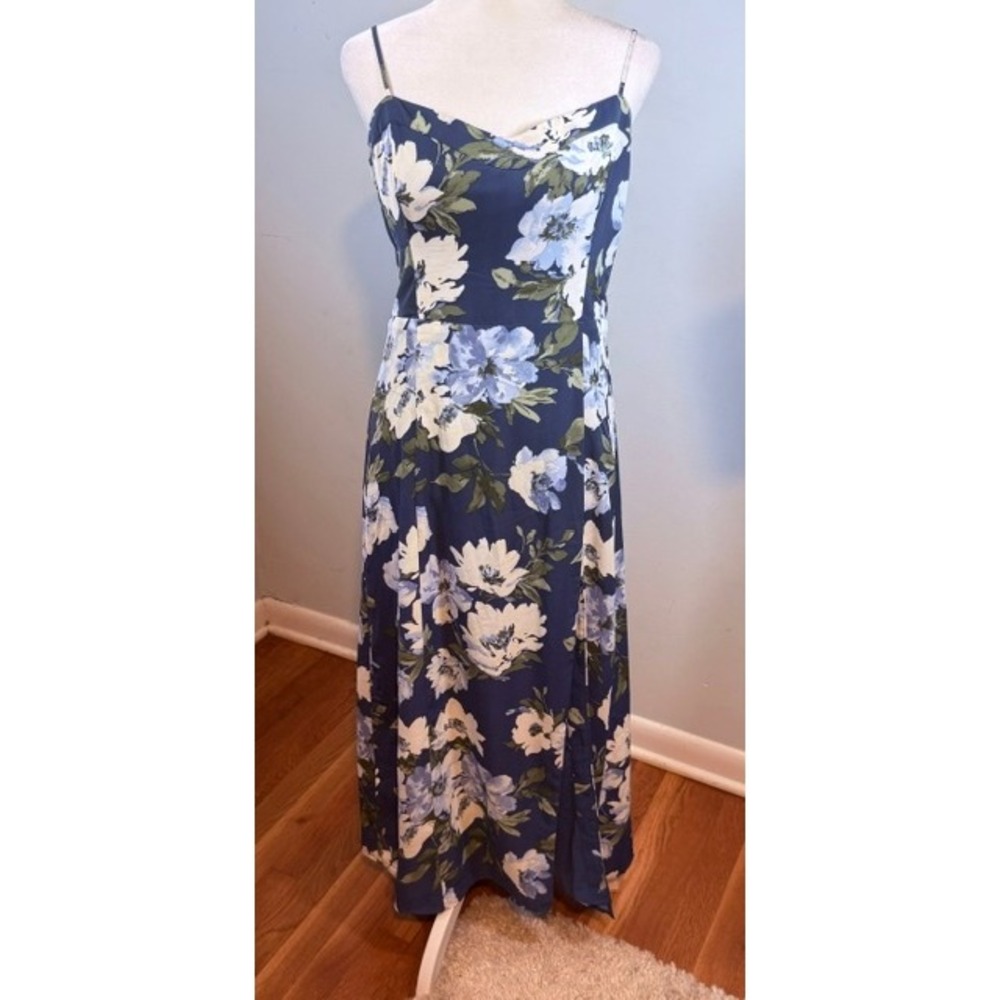 Abercrombie & Fitch Floral Maxi Dress Size M Smocked Back Spaghetti Strap Navy